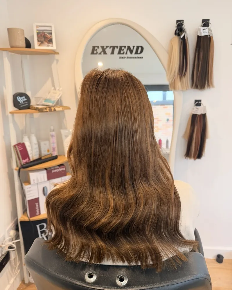 Chestnut brown extensions in loose waves
